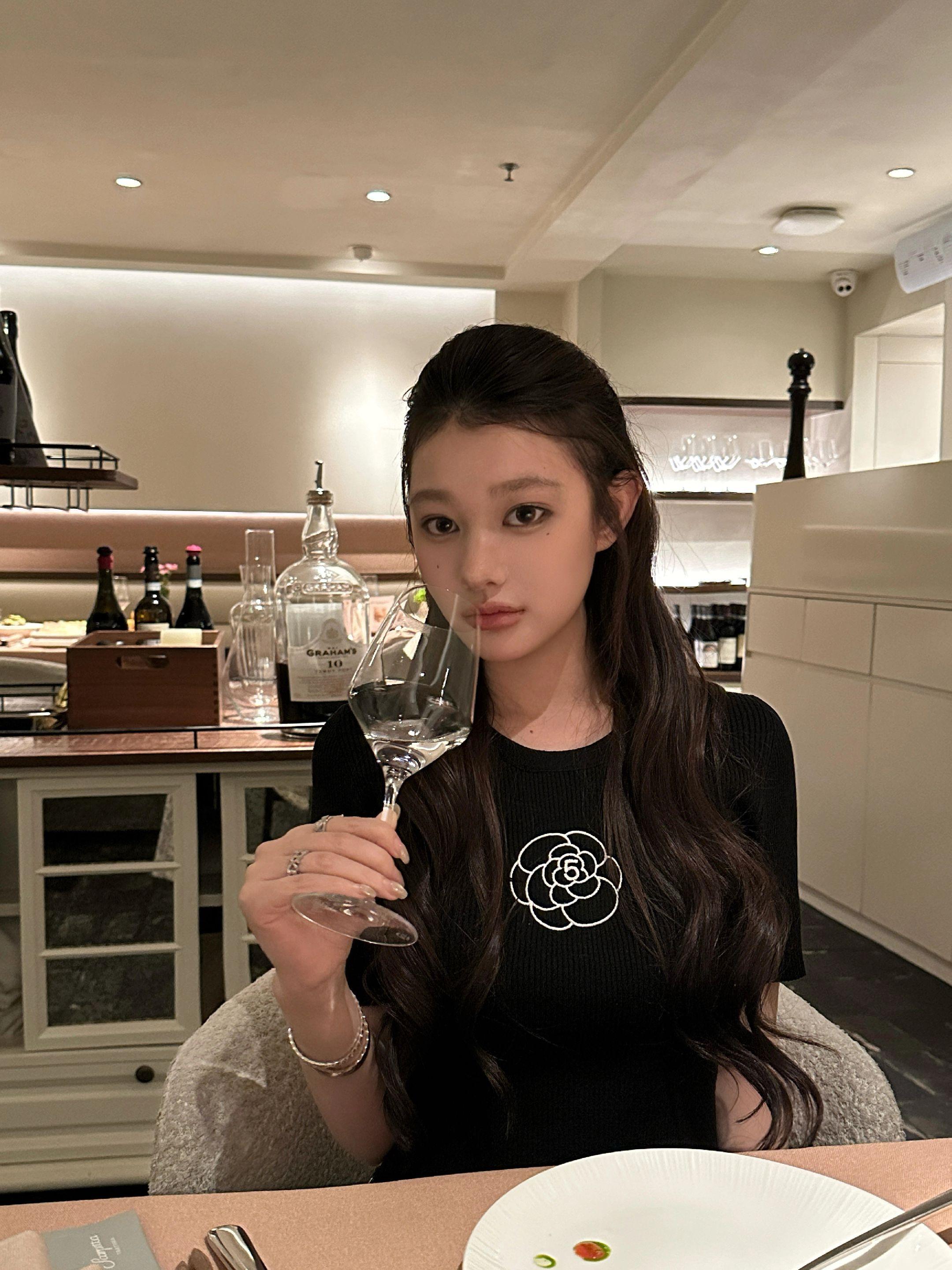 愿你像晴天一样明媚。