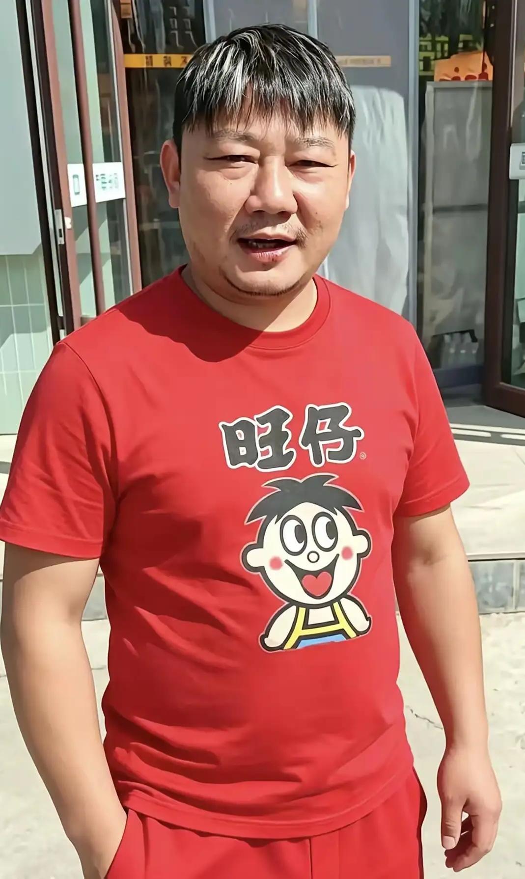 张雪的粉丝没想到，张雪自己也没想到，就连理发师自己也没想到，理了四个小时，竟