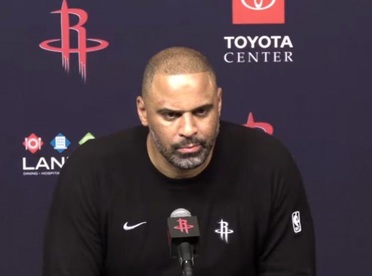 乌杜卡谈杜兰特“我们前三节要么领先对手很多，如果没有的话，进入第四节我们比分焦灼