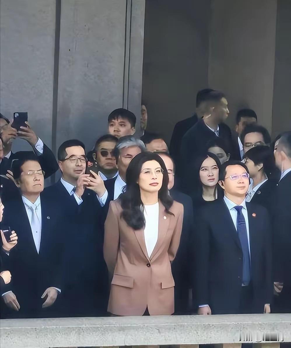 郑丽文访美的急切，反映出其作为政治人物尚不成熟别看她一趟大陆行