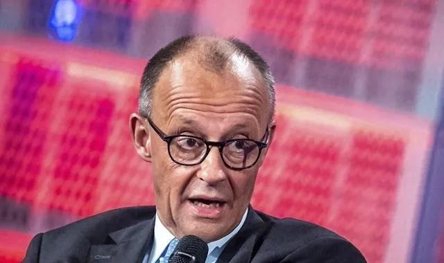 德国欲报二战之仇！全面支持乌克兰，俄乌战争可能变成俄德战争！以前德国靠着和