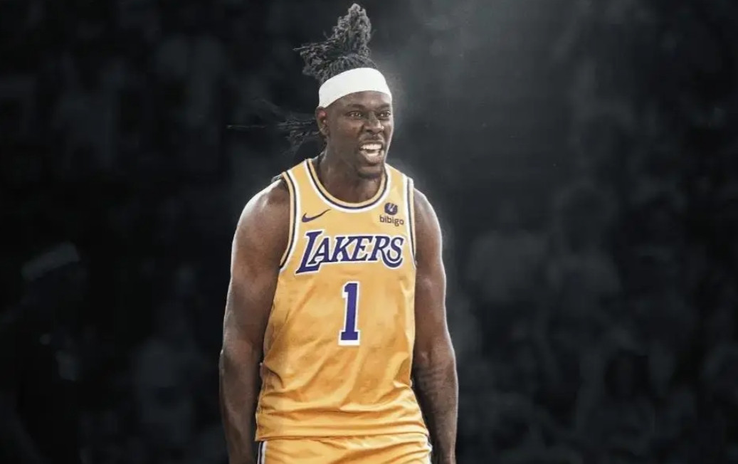 美记：霍勒迪湖人的流言不现实，他还剩3年1亿的大合同美记JakeWeinba