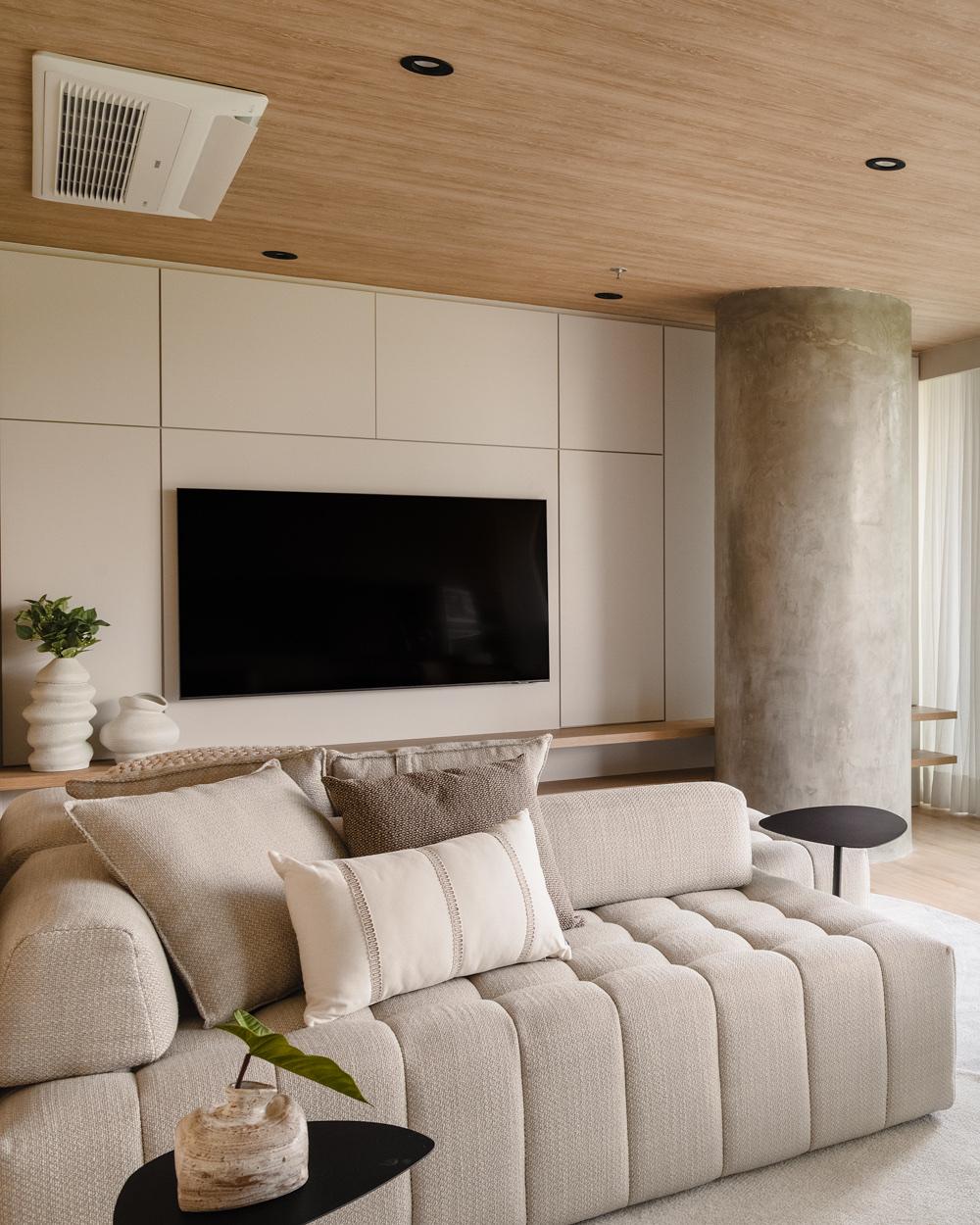 102㎡公寓：极简的尺度，当代的氛围，刚刚好简约清新现代装修风格,你喜欢吗?家