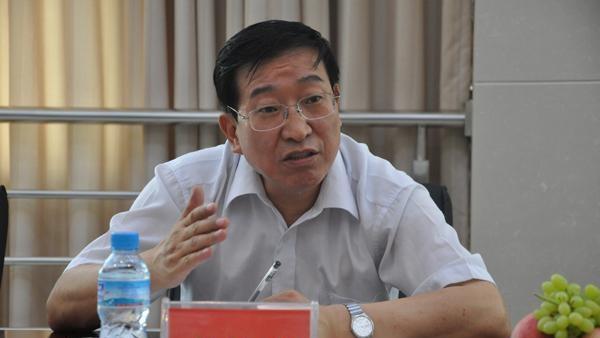 2008年，甘肃省卫生厅厅长刘维忠大力推行中医医改，还表示哪怕不当官也要让西医学