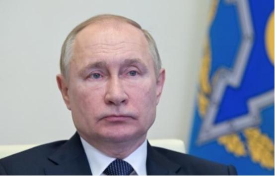 第一面白旗举起，俄罗斯终于看清，关键时刻谁才是真朋友，俄罗斯没想到，第一个扔下白