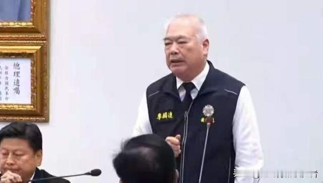 季麟连事件风向反转！蒋万安终于发声，卢秀燕改口赵少康孤立无援赵少康连续喊了三