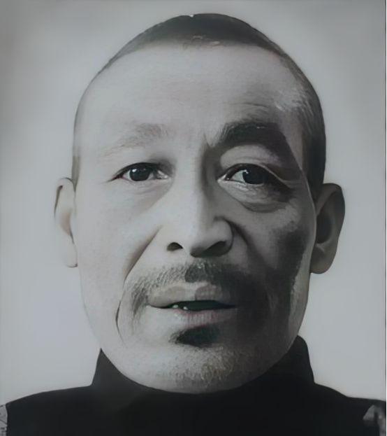 🌛1949年，杀了3000多名红军的韩起功逃入祁连山，解放军搜寻多日无果，