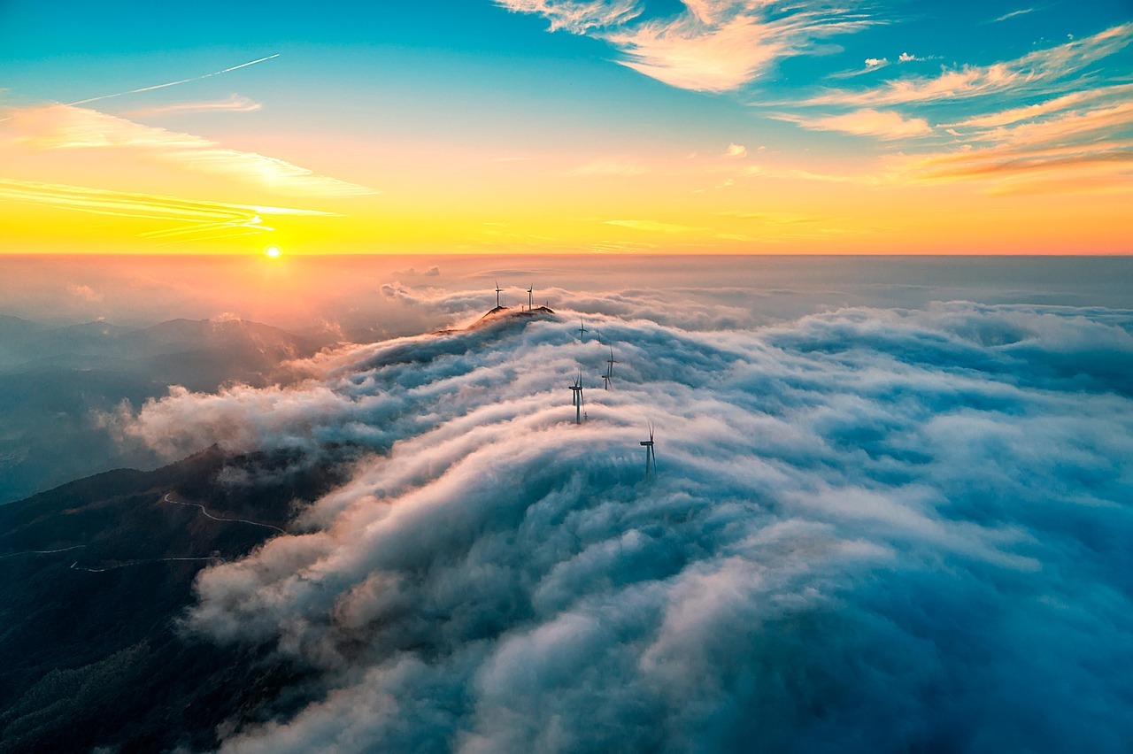 谷歌前CEO施密特在达沃斯的警告正在成为现实：欧洲企业正加速转向中国开源大模型。