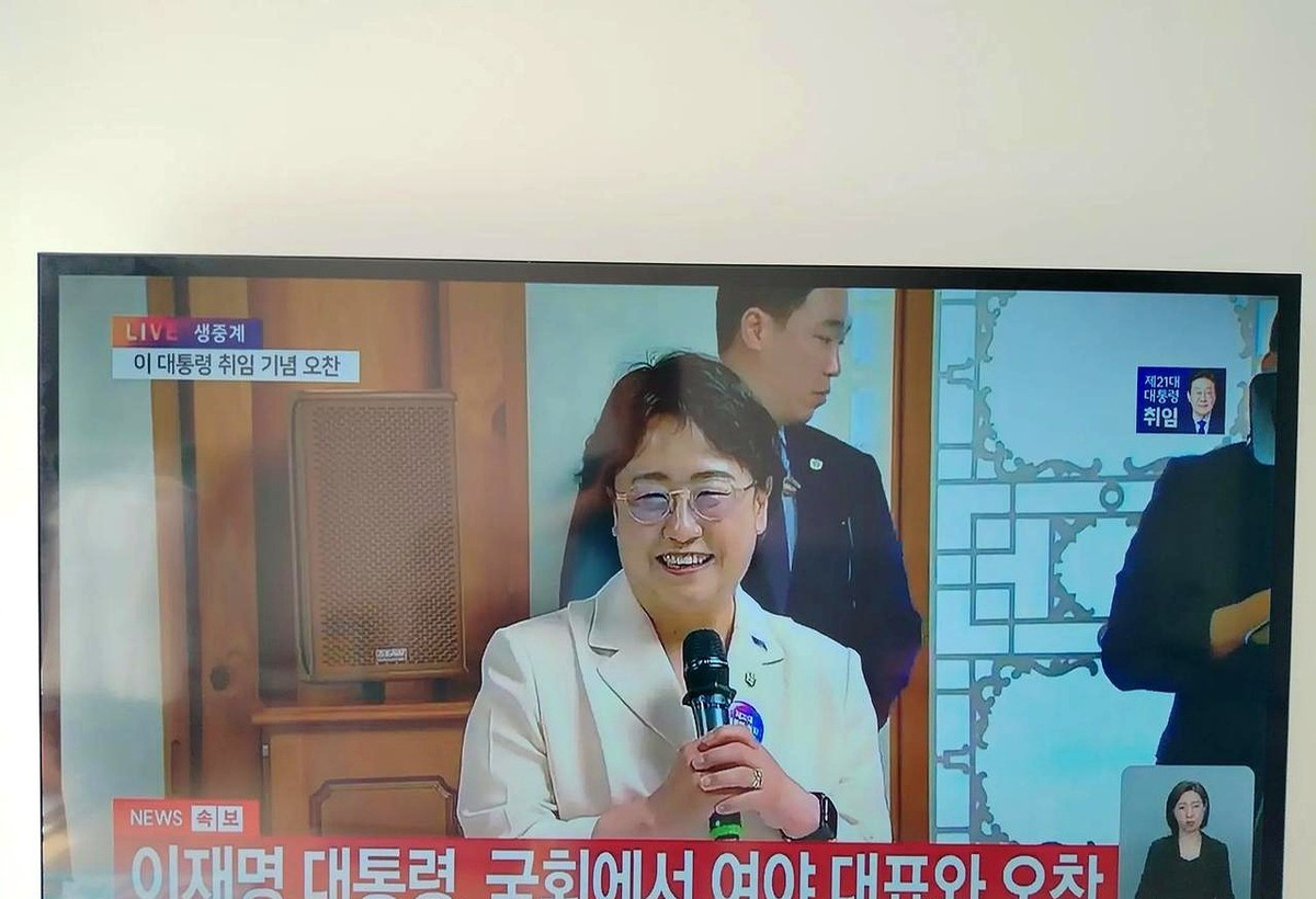 咱们国会食堂的饭是真香！---天