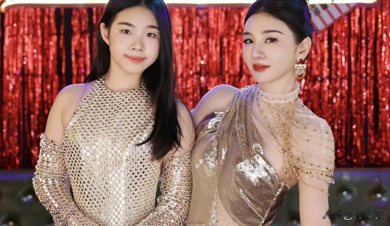 原来她还是想让女儿去试试看的，但我还是不能理解把女儿推出来让女儿被别人骂一顿的心