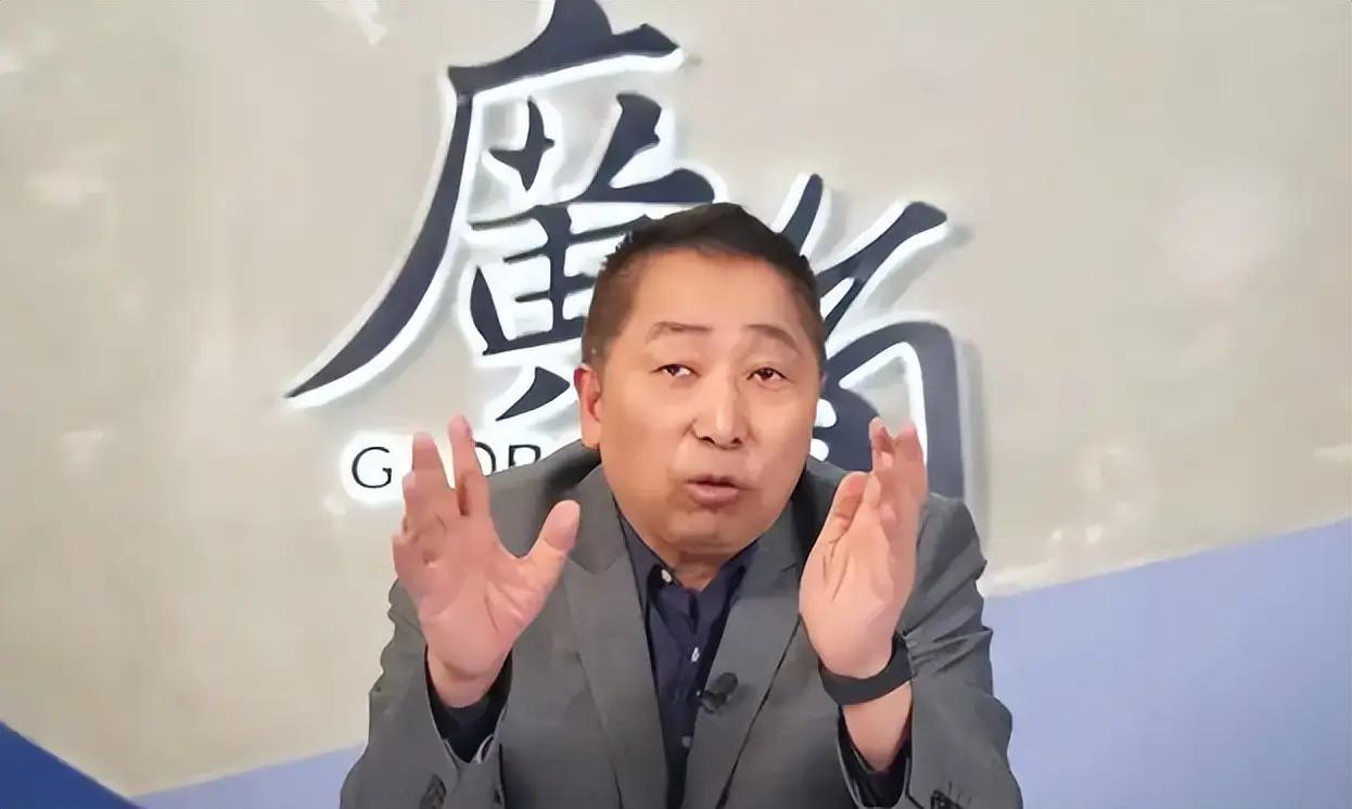 6月20日晚上，台湾政论节目《少康战情室》又诞生了一个全网刷屏的名场面。民进