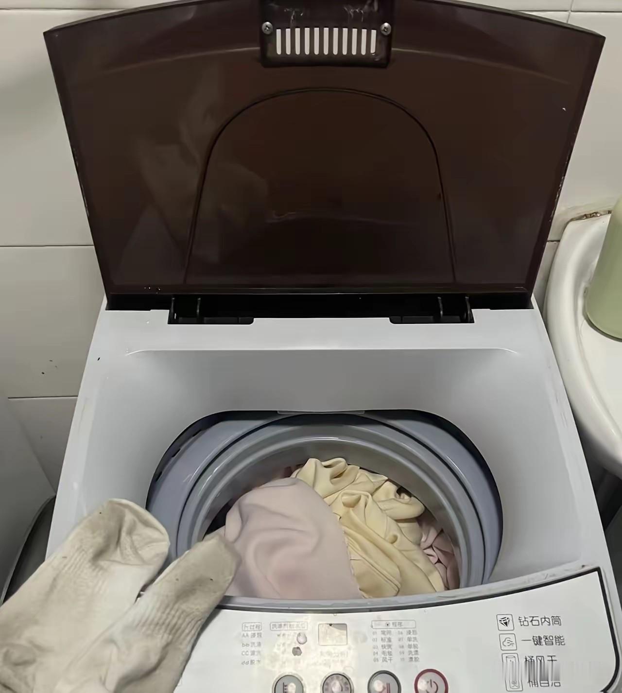 现在的儿子儿媳，太没人情味了。我今年六十三了，上个月刚从儿子家回来，在火车