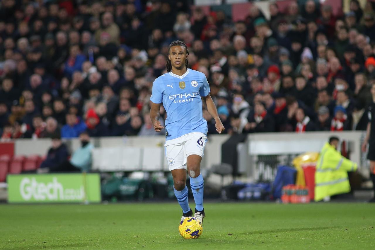 切尔西踢曼城赢不了很正常，英超哪怕包括整个欧洲谁敢说能赢曼城啊，曼城已经适应了罗