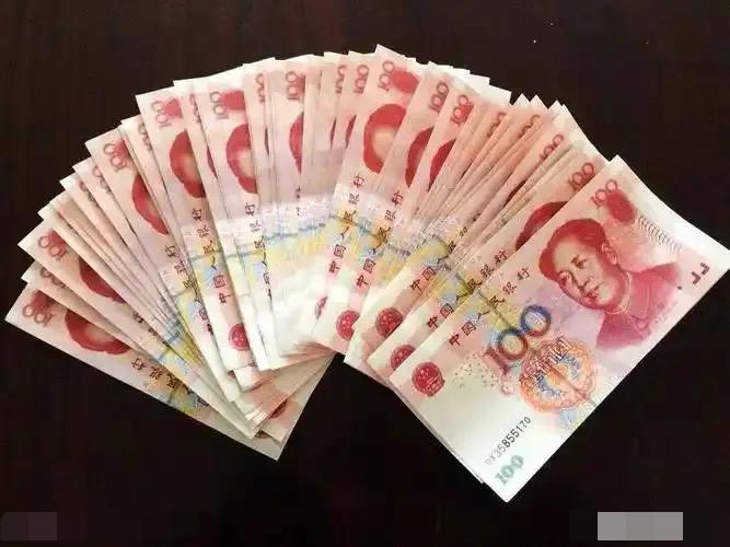 真的太振奋人心！人民币迎来大幅升值，这波实打实的全民红利，直接跟我们每个人的