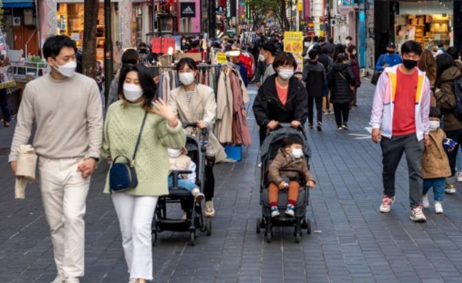 韩国生育率突然上来了，这是因为，韩国终于发现了解决单身男性结婚难题，到底症结在哪