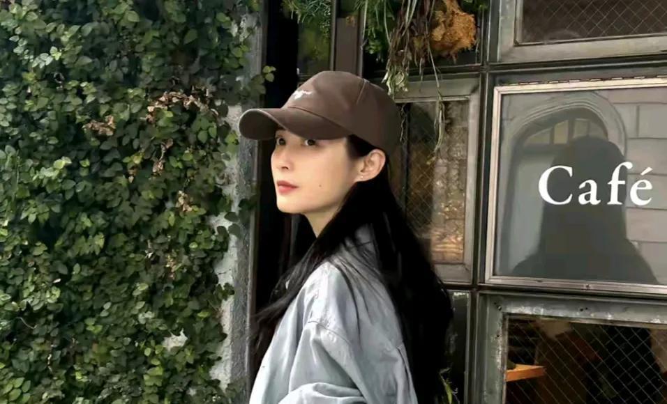 蒋勤勤和陈建斌两人真是太配了。陈建斌有才华又顾家，对蒋勤勤特别好，把蒋勤勤宠的