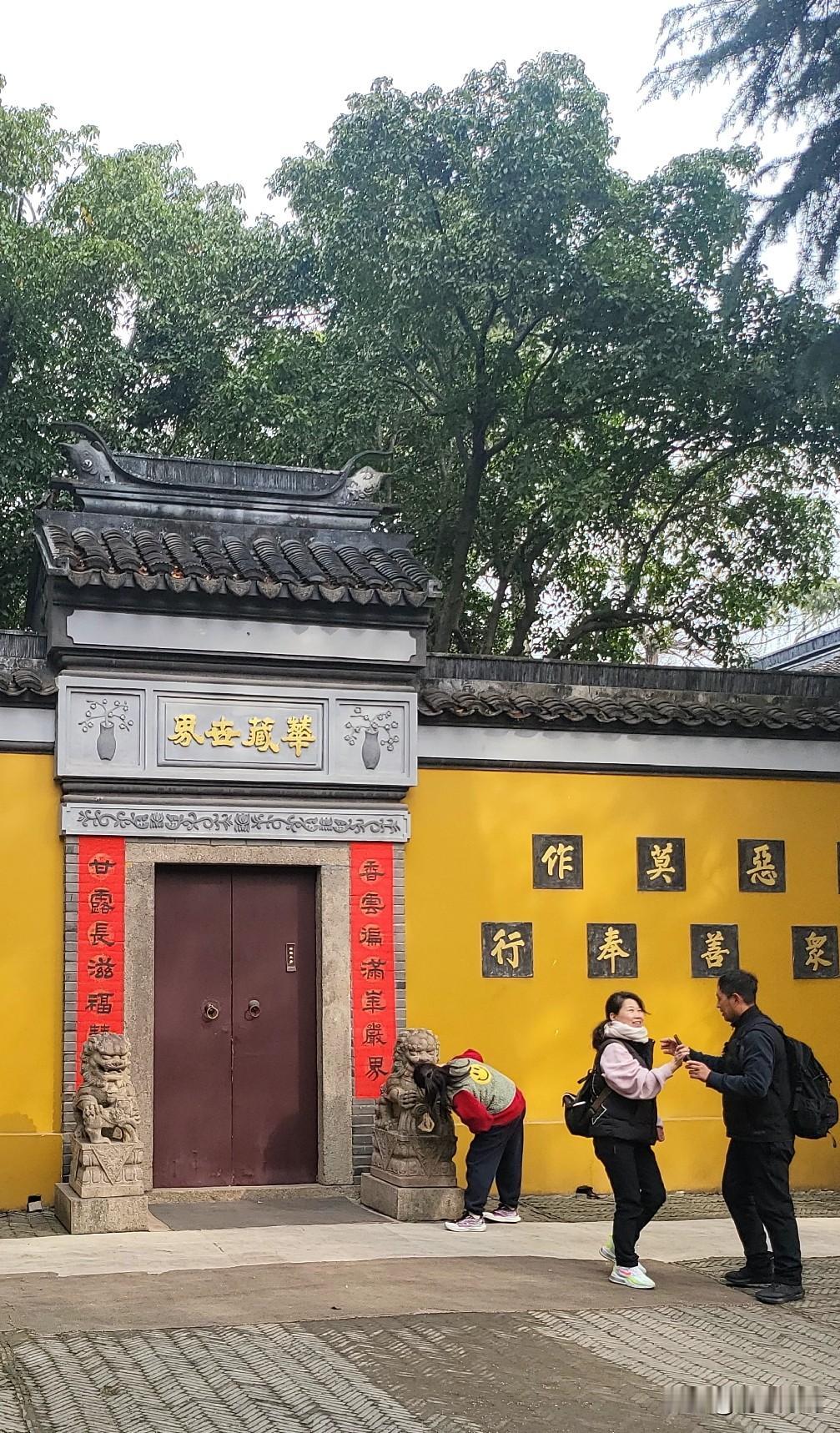 黄昏恋中的尴尬（四十一）再婚我找了一个老伴。两个人在一起生活了半年多，生活中