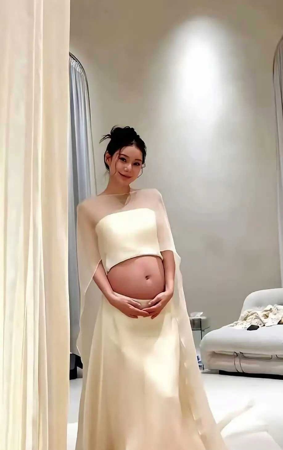 汪小菲的两任老婆，活法真是完全不同