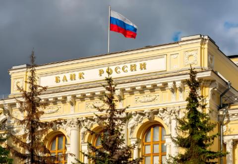 中俄的基本国情是不同的，俄罗斯不缺粮食，不缺能源，关起门来是可以过日子的，而且它