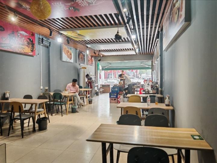 想不明白？老实开店的倒闭了，说谎不脸红的店反而活了下来。经常说谎的店，答应了顾