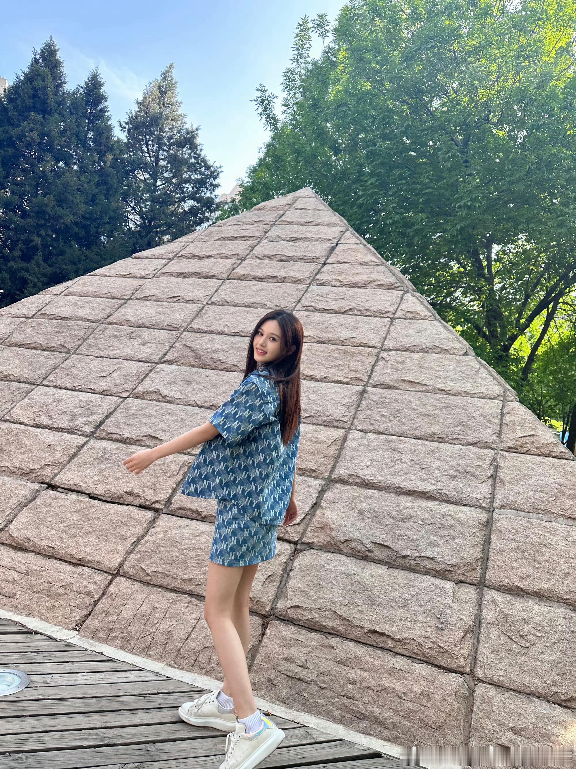 沈羽洁🪶沈羽洁不二之臣🪶沈羽洁季明舒心有善意，途中便有天使。勇敢