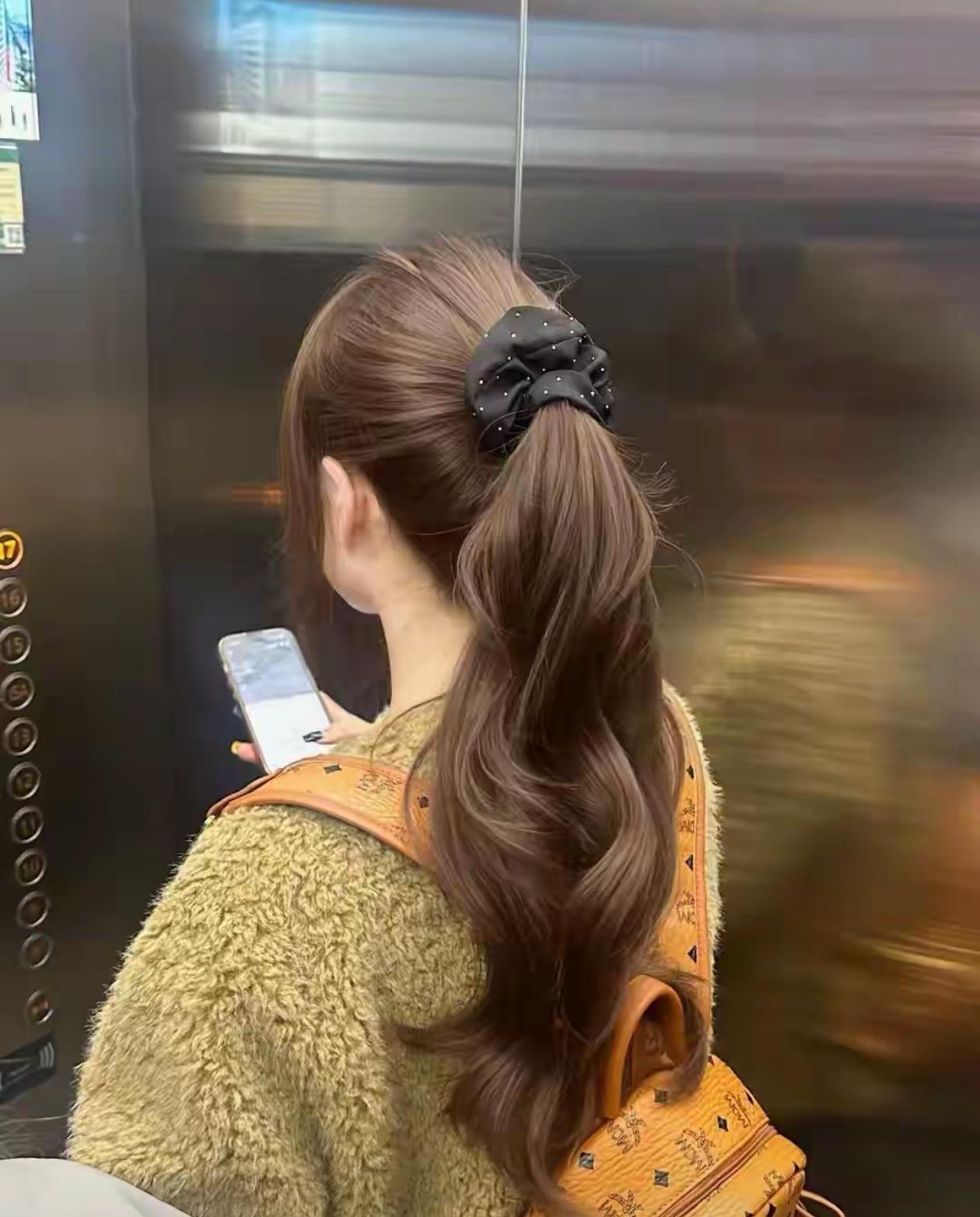 “零容忍。”一姑娘刚结婚，丈夫动手打了她，她冲进厨房把贵重东西砸了个稀巴烂，还当