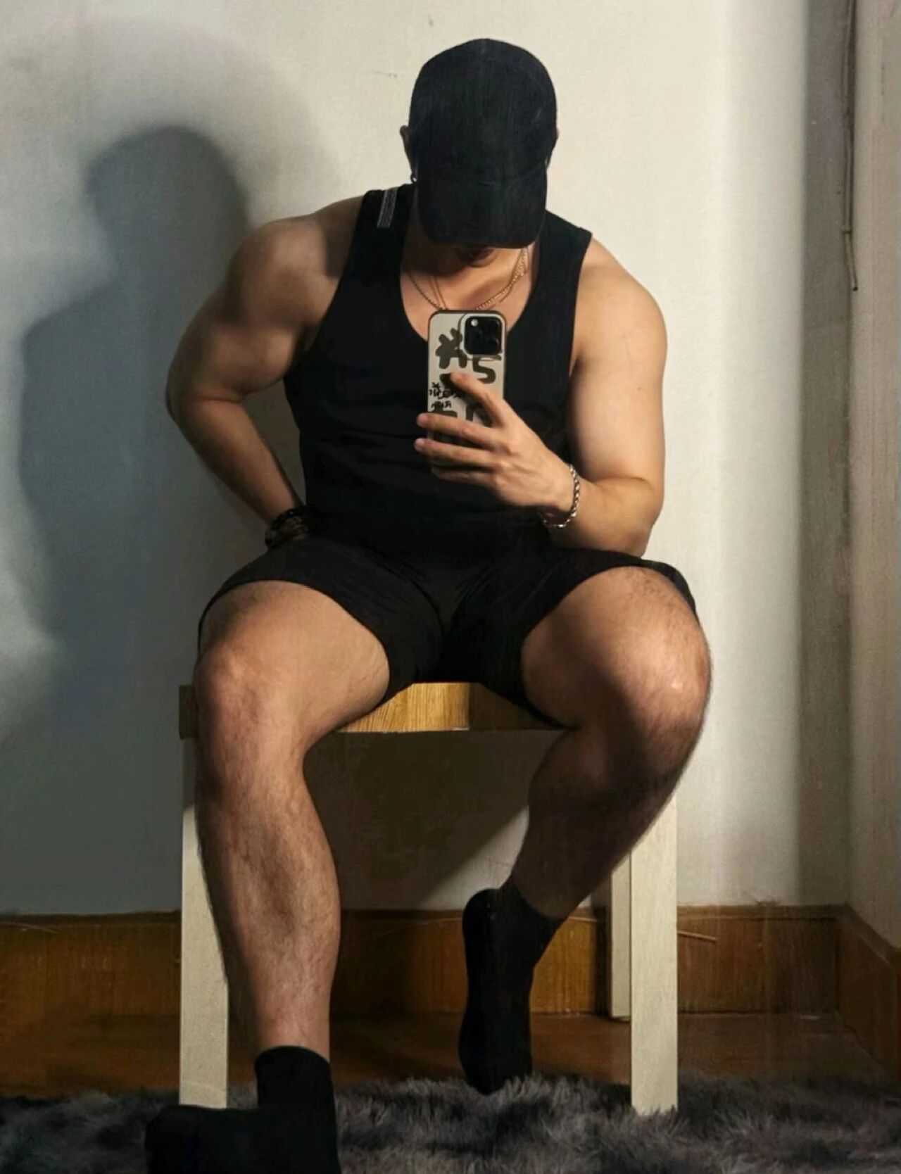 别让懒惰成为你最大的敌人，别让拖延成为你成功的绊脚石。