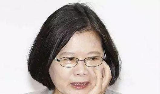 台湾不是主权国家，而是中国的一部份。如果台海爆发战争，《联合国宪章》缺乏坚实的基