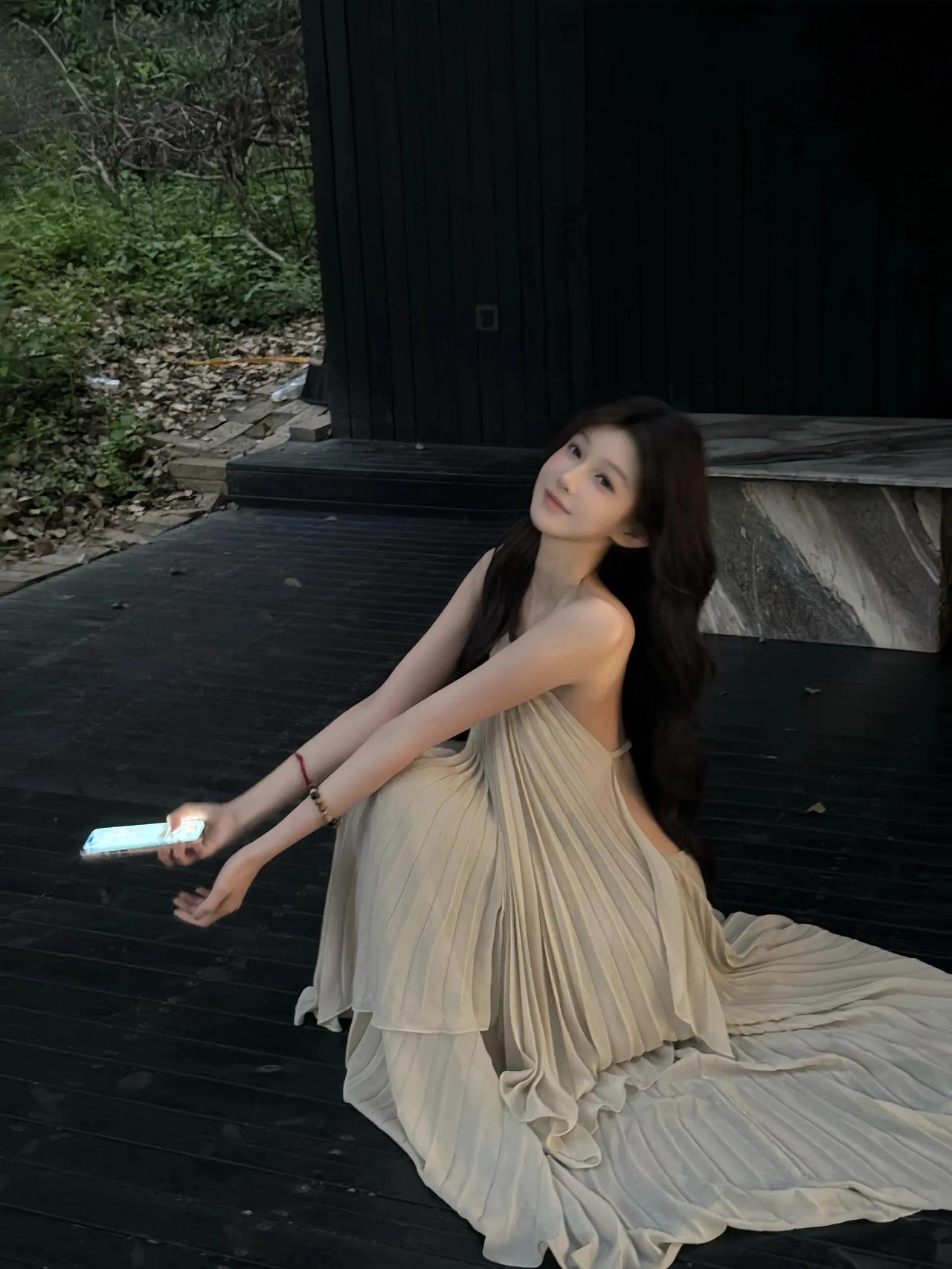 花影摇曳间//轻纱拂面来美景如画俏佳人绝美娇美女神