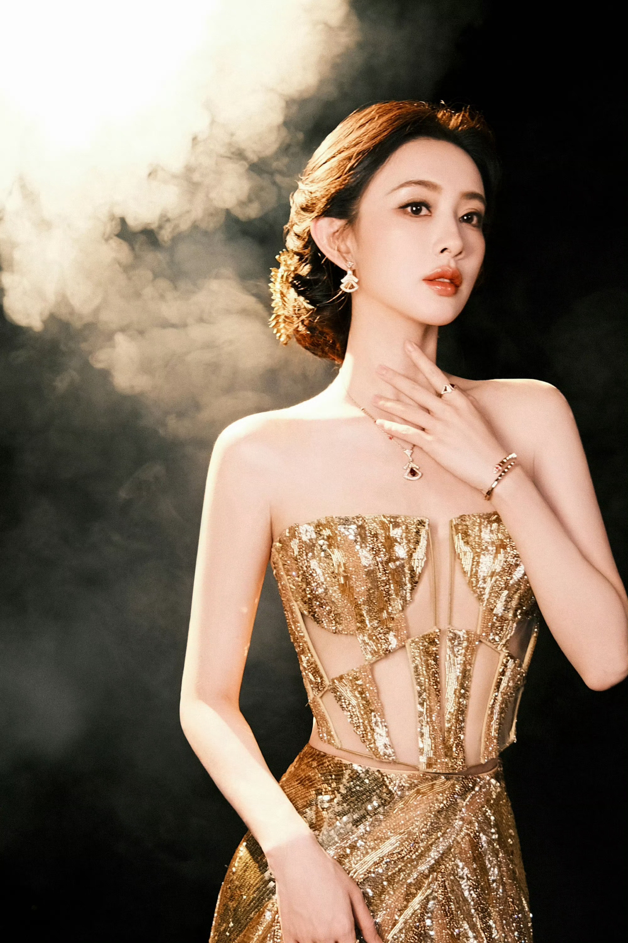 孟子义星光大赏个人奖TOP1杀疯了！孟子义星光大赏狂揽四项荣誉直接断层第一！姐的