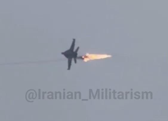 这有点侮辱人了，美军战机竟然使用机炮超低空对地攻击，被击落并不奇怪！近期被伊