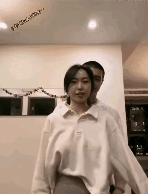 结婚多少年，才能有这种默契呢？