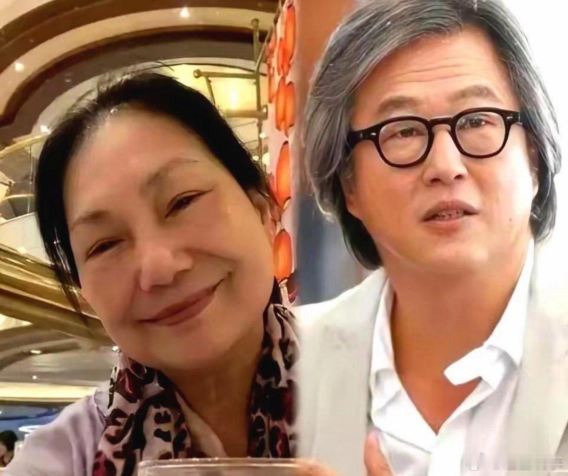 汪小菲这回可真是捡到宝了！S妈和王伟忠联手想找他聊聊，消息发出去石沉大海，人家压