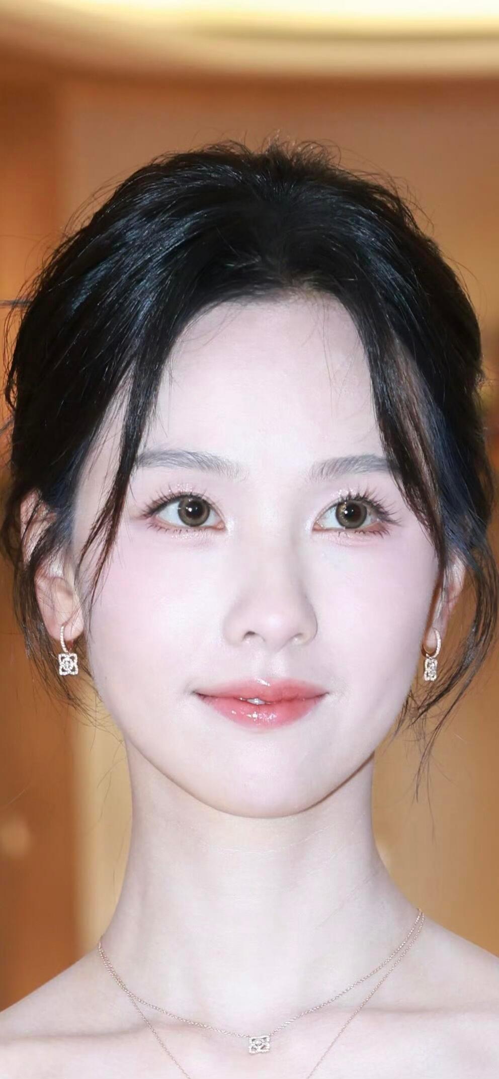 陈都灵好白好嫩