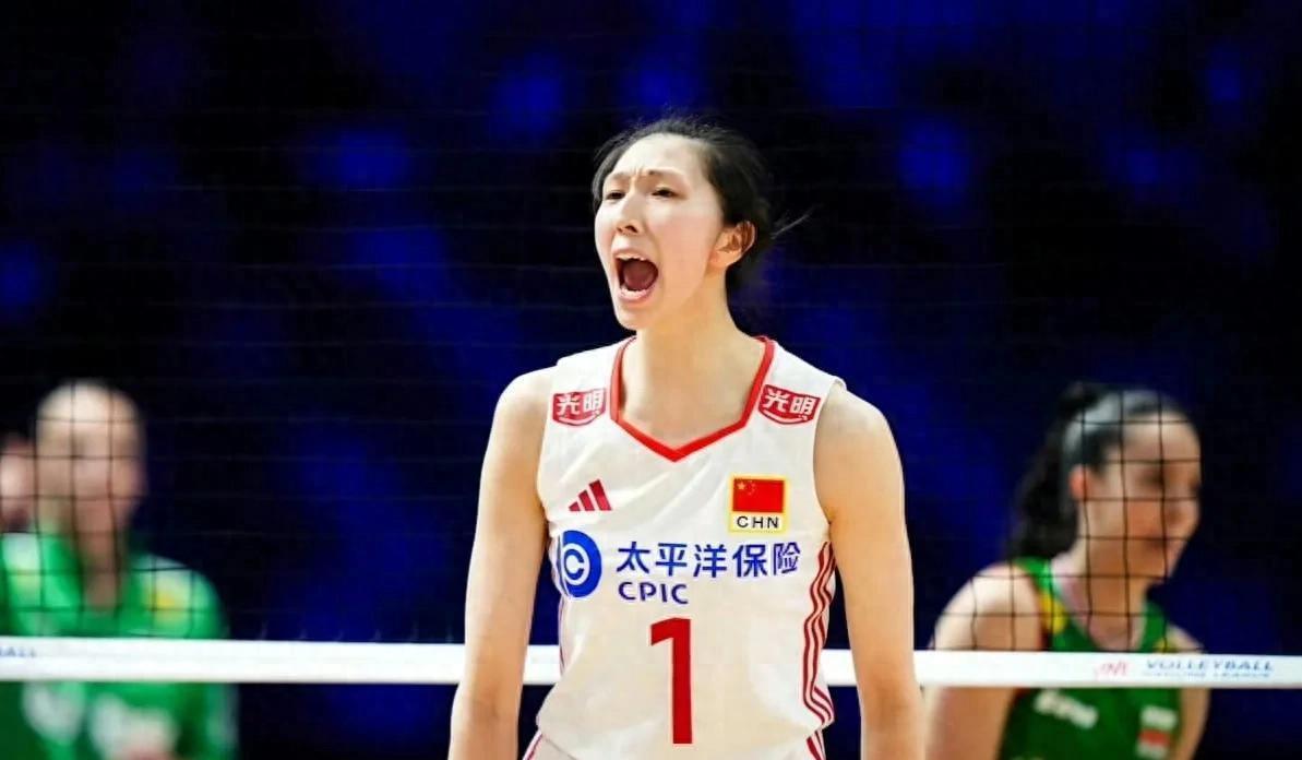 险胜世界二流保加利亚女排，倒成了中国女排队内问题的放大镜。30岁老将们交出10