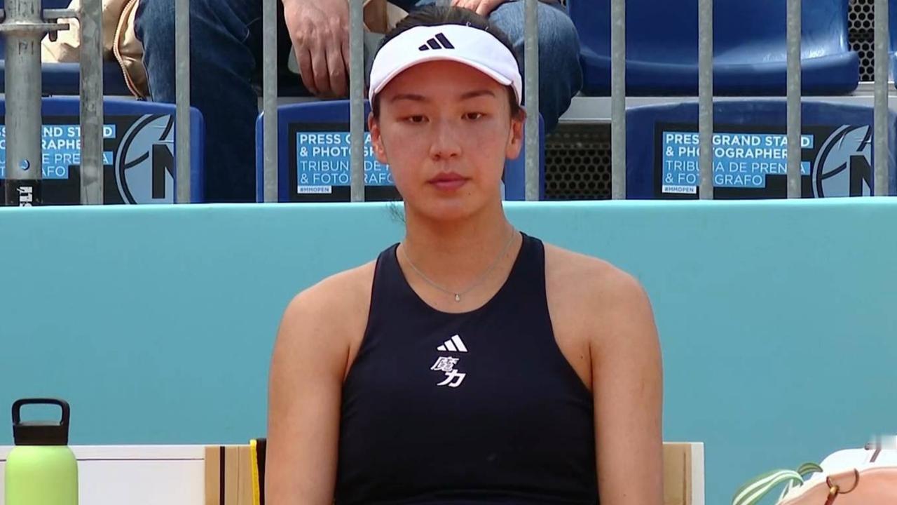 WTA战报，王欣瑜1-2被淘汰！中国金花一轮游，决胜盘0-6溃败！北京时间