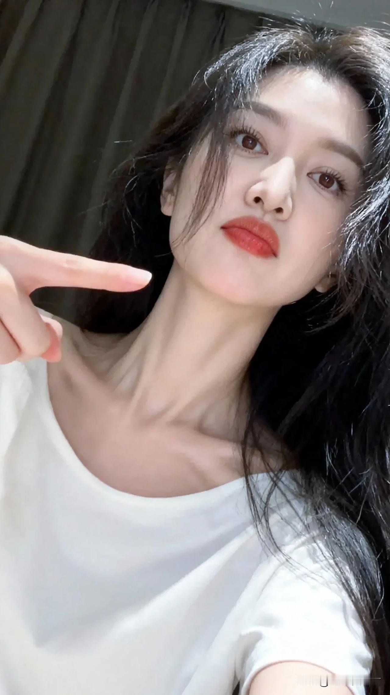 有什么你很喜欢的头像或壁纸推荐吗