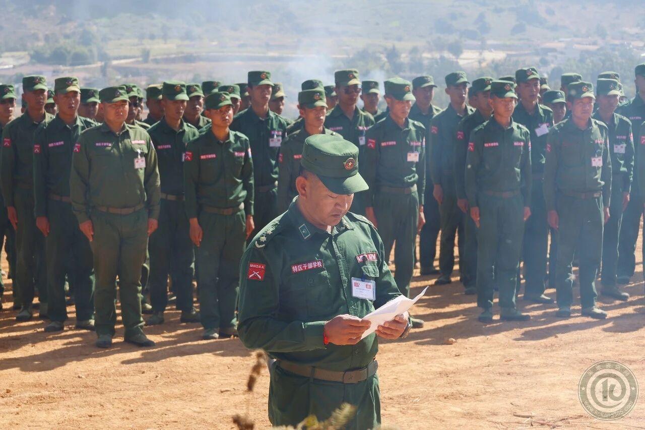 果敢同盟军释放了500名缅军俘虏！果敢同盟军在近日期间，连续祭拜果敢同盟军的