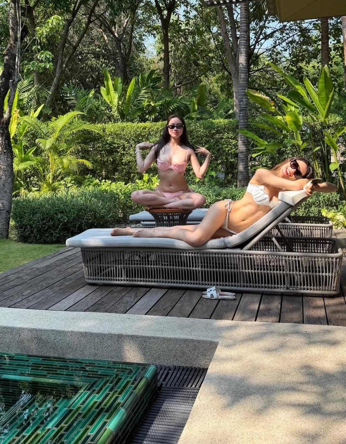 谷爱凌和何超欣一起晒比基尼度假照，这事儿你们听说了吗？本以为会是精心摆拍，滤