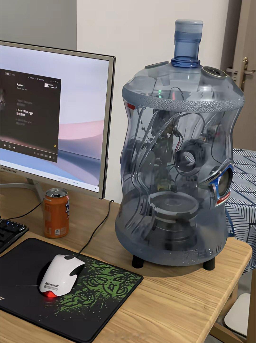 有懂的吗，这个会不会是DIY的天花板啊[抠鼻].