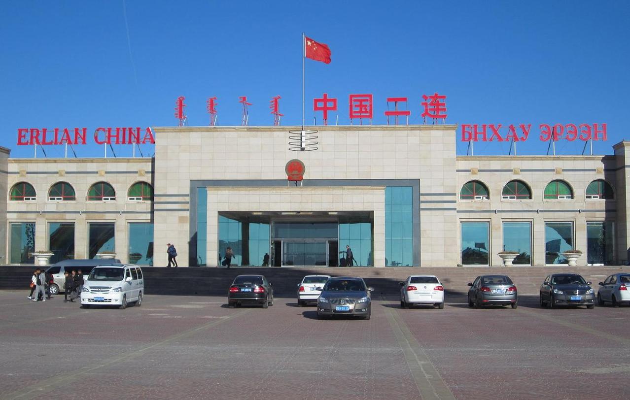 蒙古真的开始后悔了！当年闹独立时有多坚决，如今面对现实就有多无奈。十年前还念念不