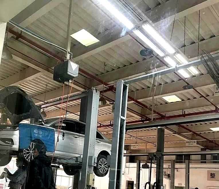我真是搞不懂我老公今天去4S店保养车，明明休息室有沙发有电视还有免费茶水