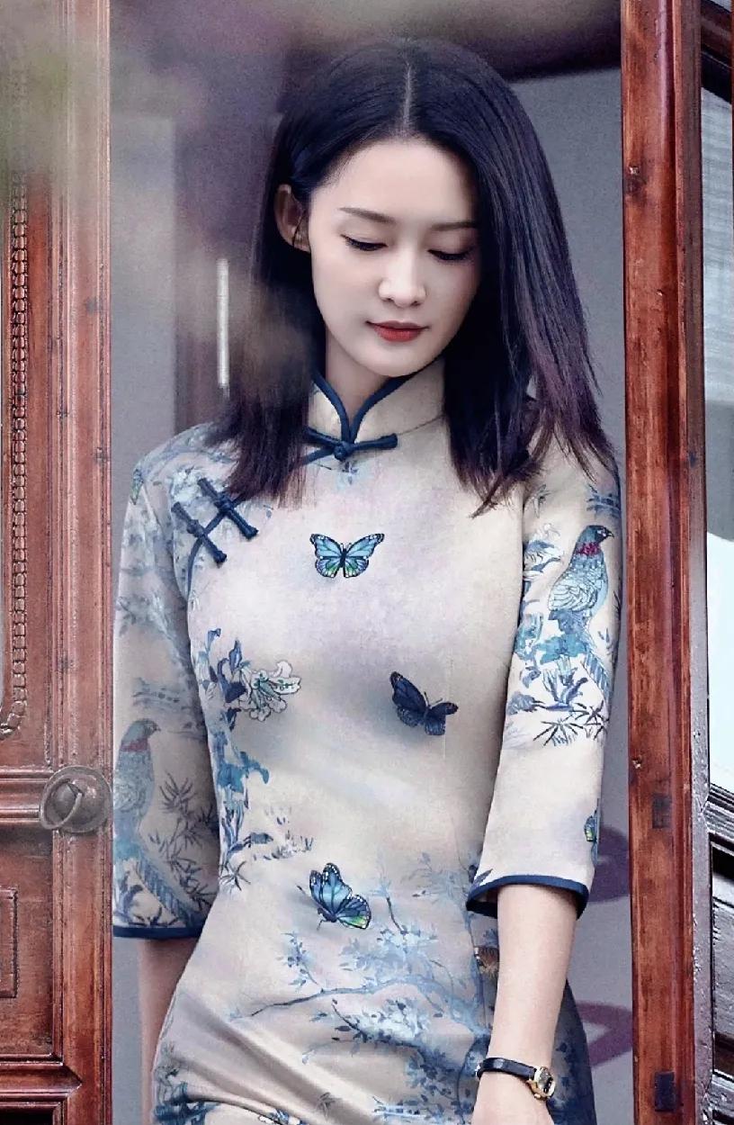 @李沁最新～@亲爱的你，我来啦[比心]