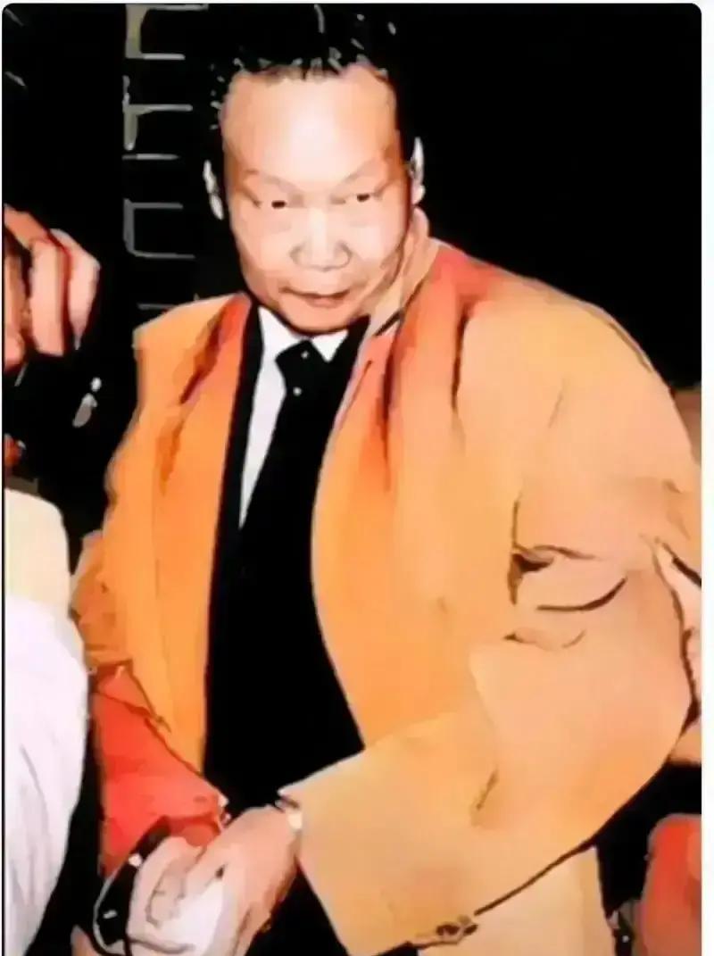 美国中情局这辈子最大的耻辱就是他了！潜伏美国37年，被捕后面对严酷刑罚，他突然来