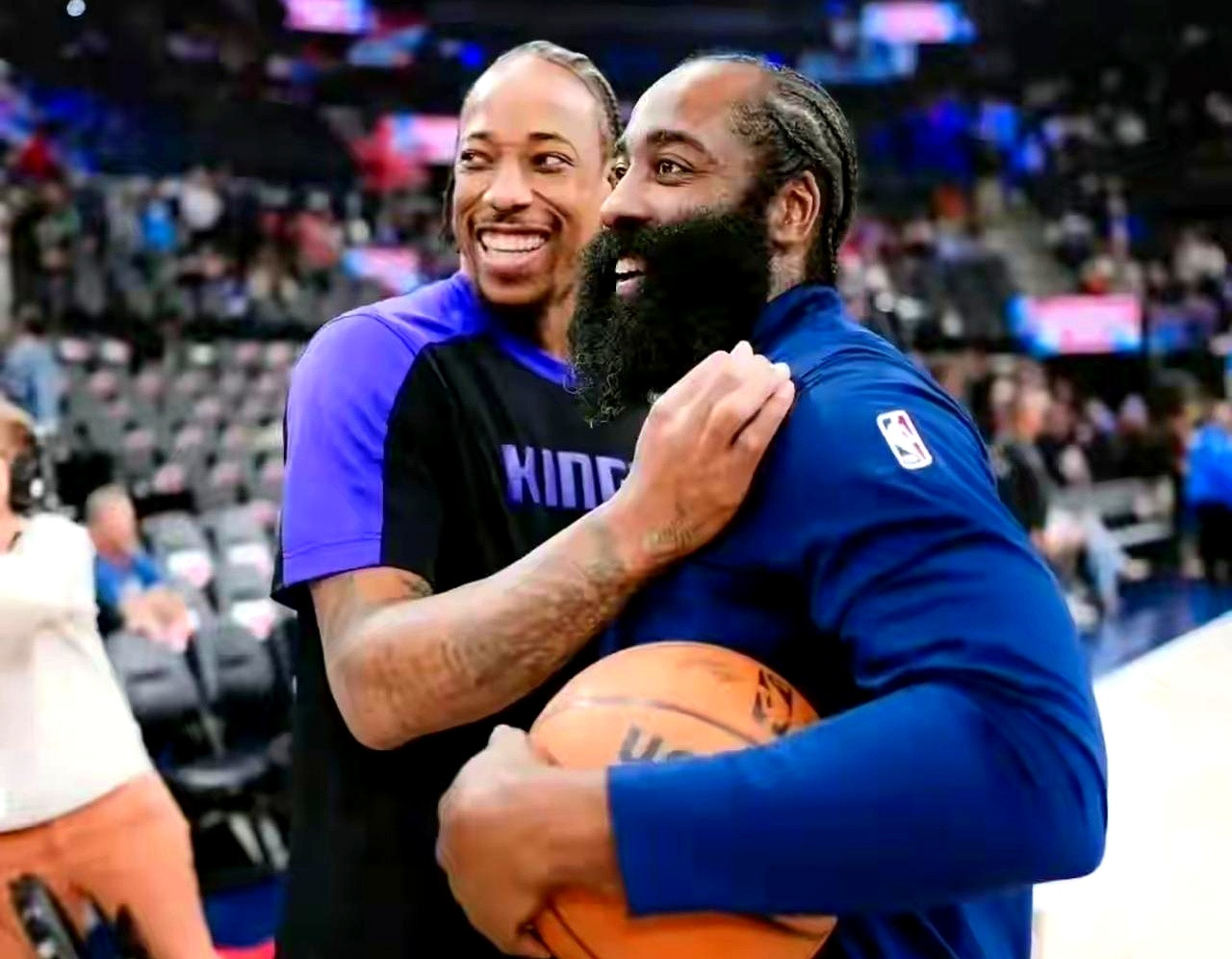 骑士队这棋，阿特金森想的挺明白。猛龙就一招，玩命夹击哈登和米切...