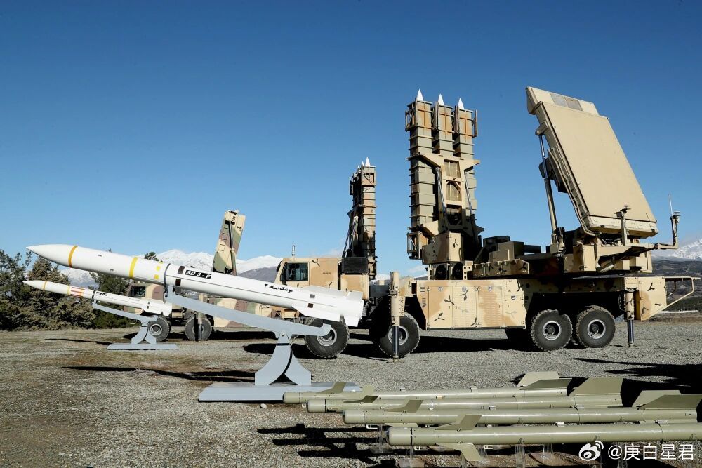 美军连夜跑路！特朗普彻底慌了，东亚迎来战略窗口期伊朗导弹炸的越狠，美国亚太各盟友