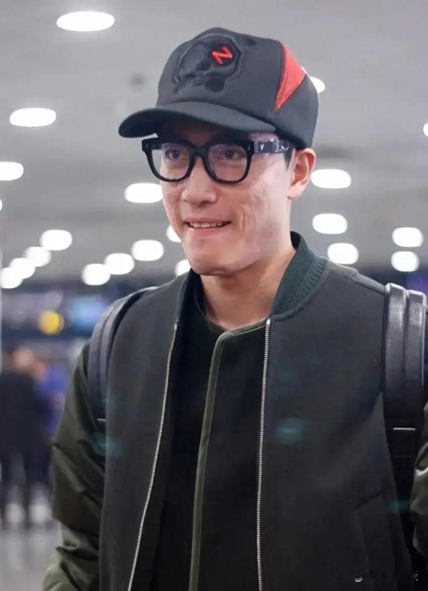 如果我是刘翔肯定也不会选择当教练，而买断的意义也不大，因为他压根就不缺钱，对他现