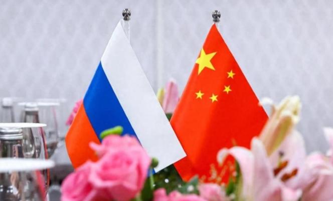 普京专机今晚落地北京，只待24小时，却拉来副总理加8位部长的豪华阵容，还要一口气