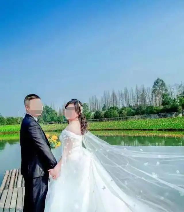 四川成都，36岁的纪先生报警称自己与“军官”女友李某已经拍完了婚纱照，并且交付了