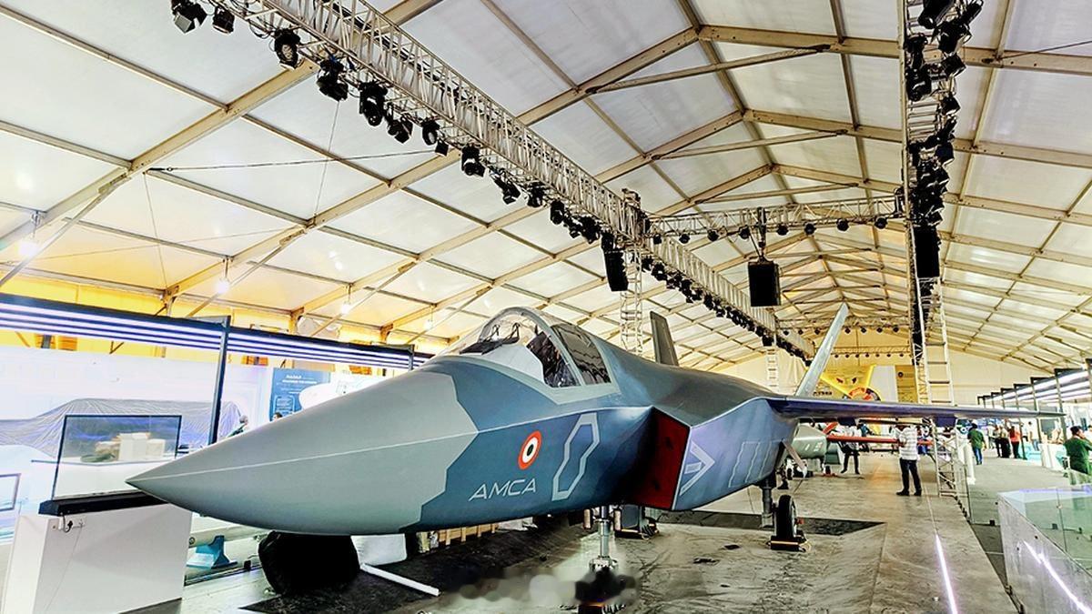 印度推出了AMCA五代机的时间表，留给阿三的时间不多了2028年末首架原型机